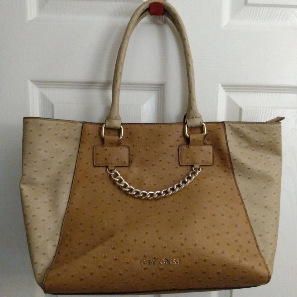 GUESS PURSE